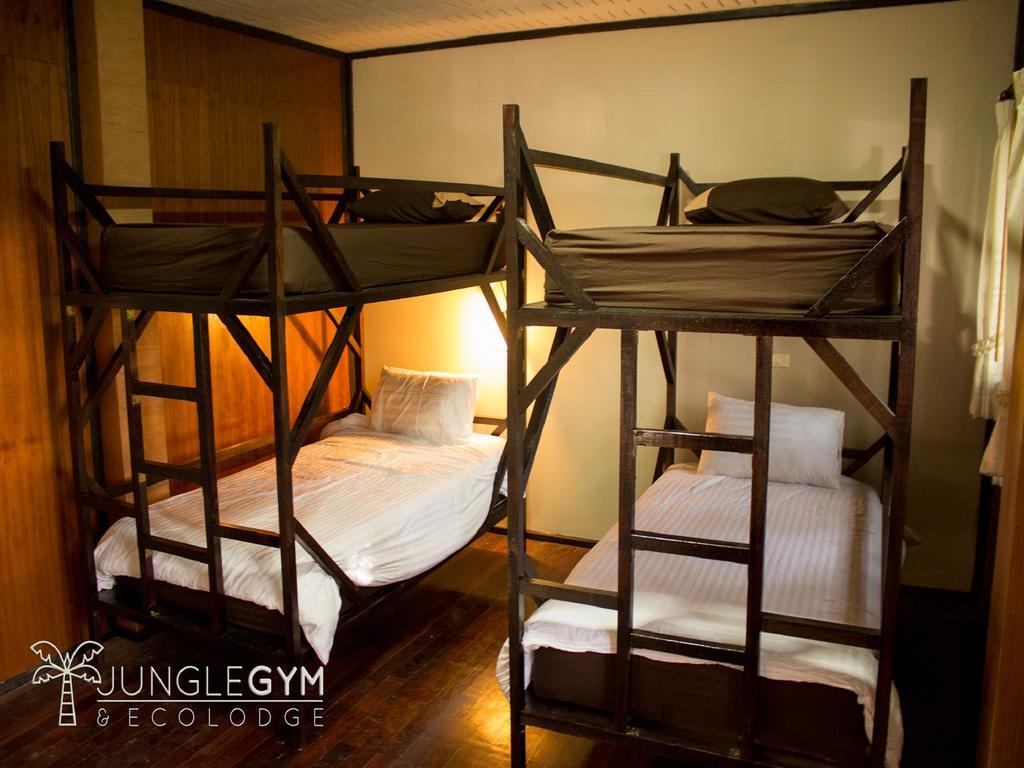 Jungle Gym Hotel Haad Rin Bagian luar foto