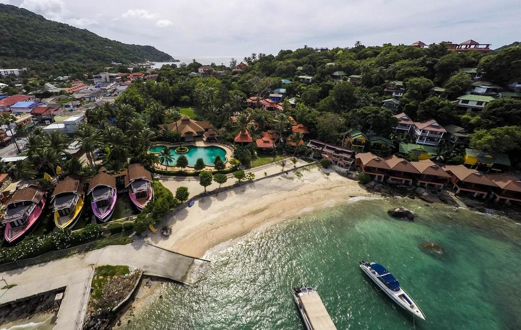 Jungle Gym Hotel Haad Rin Bagian luar foto